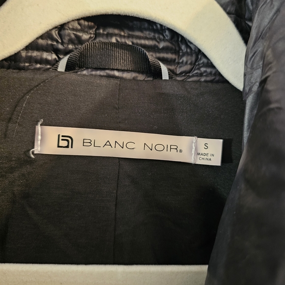 Blanc Noir Stylish Black Quilted Women's Jacket - Picture 2 of 12